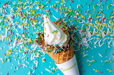 PinkBerry Carousel ice